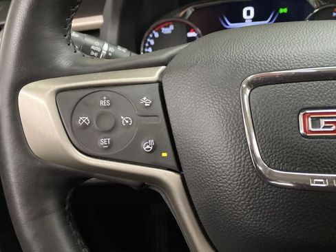 Used 2022 GMC Acadia Denali w/ Denali Ultimate Package AWD/4WD image 20