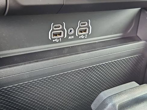 New 2026 RAM 1500 Express AWD/4WD image 30