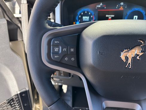 New 2025 Ford Bronco Outer Banks w/ Sasquatch Package image 32