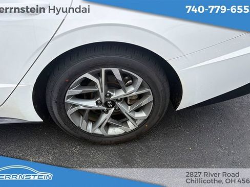 Used 2023 Hyundai Sonata SEL FWD image 11