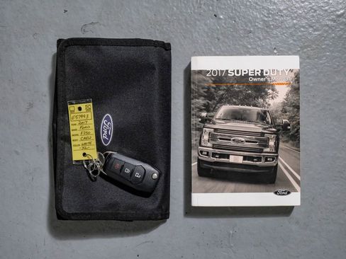 Used 2017 Ford F250 XL w/ Power Equipment Group image 58