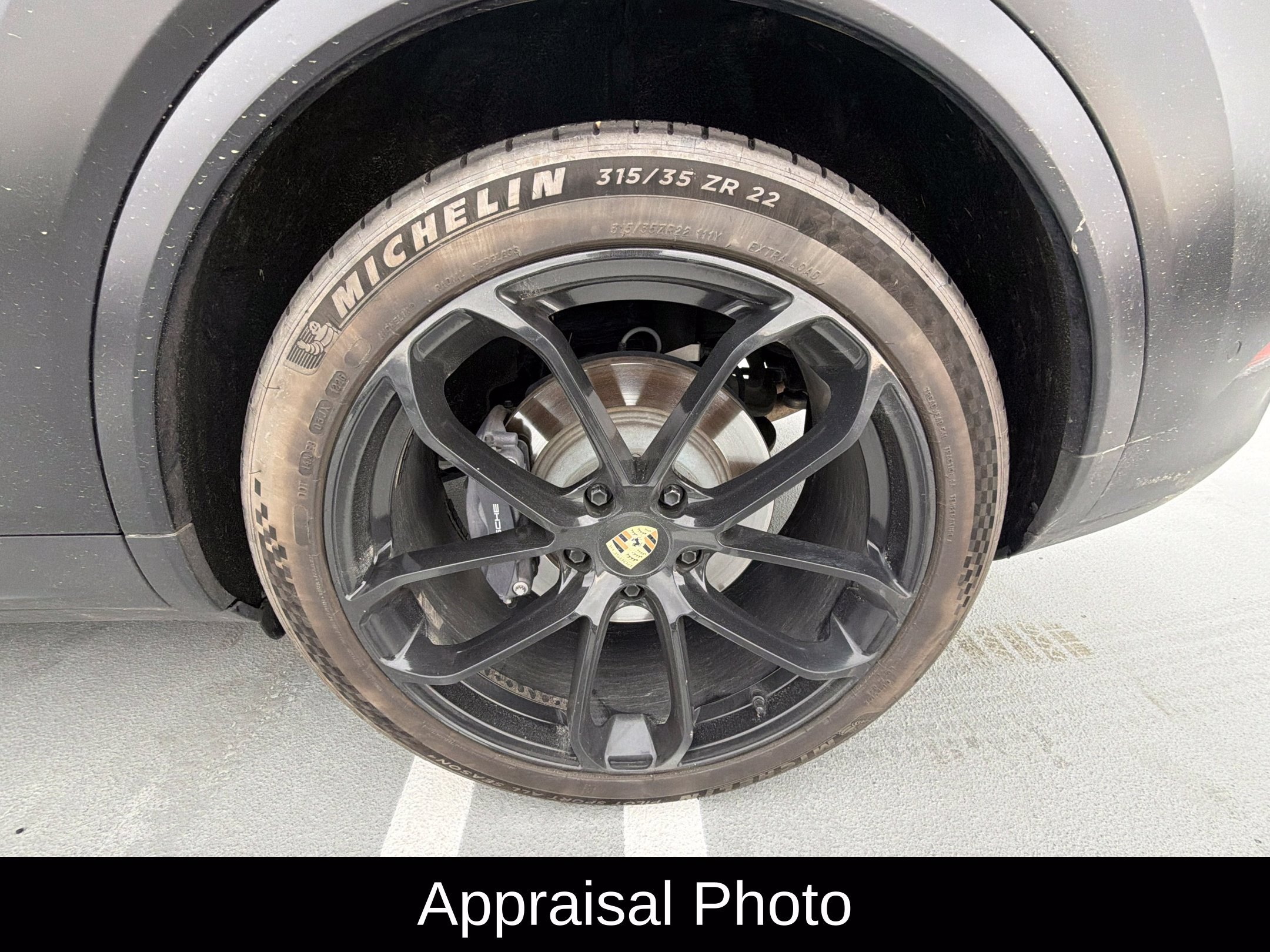 Certified 2024 Porsche Cayenne Coupe AWD/4WD image 11