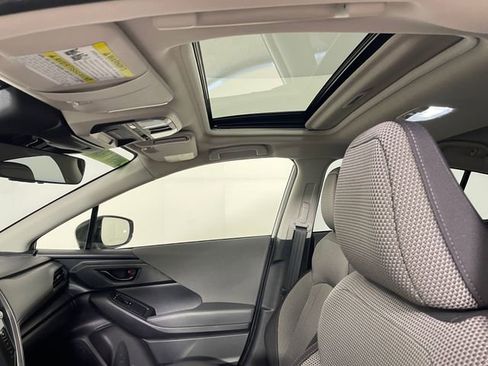Used 2024 Subaru Crosstrek 2.0i Premium image 16