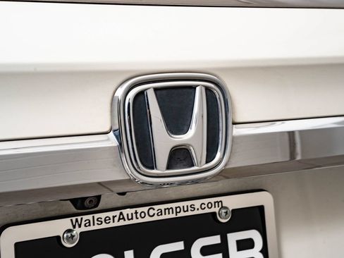 Used 2019 Honda Odyssey EX-L image 17
