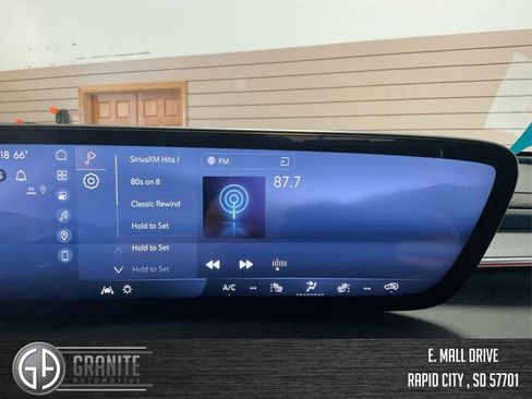 New 2026 Buick Enclave Sport Touring w/ Super Cruise Package AWD/4WD image 15
