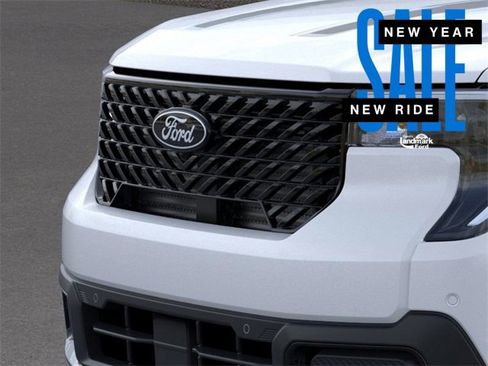 New 2025 Ford Maverick Lariat w/ Black Appearance Package image 19