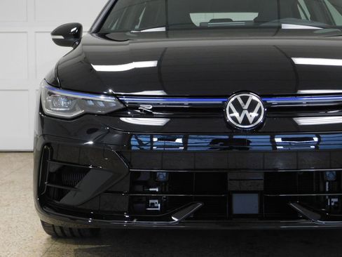 Used 2026 Volkswagen Golf image 16