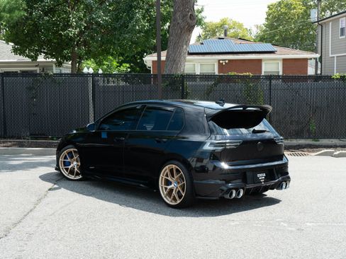 Used 2024 Volkswagen Golf R AWD/4WD image 45