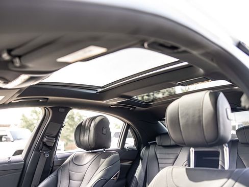 Used 2018 Mercedes-Benz S 450 4MATIC Sedan image 18