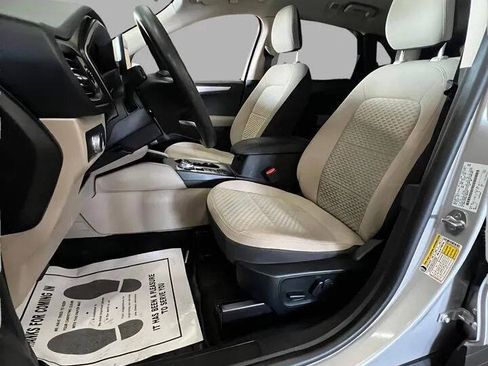 Used 2020 Ford Escape SE FWD image 26
