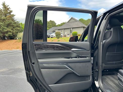 Used 2025 Cadillac Escalade IQ Luxury 1 AWD/4WD image 67