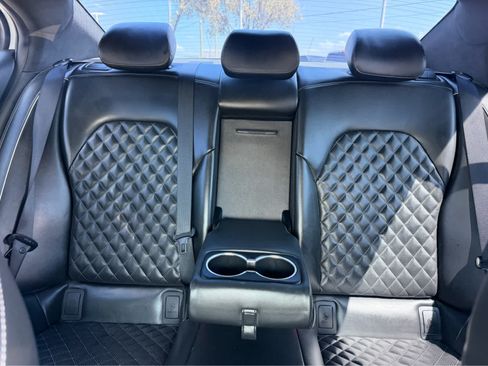 Used 2019 Genesis G70 3.3T Advanced w/ Sport Package RWD image 27