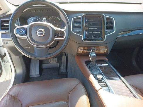 Used 2019 Volvo XC90 T6 Momentum w/ Protection Package Premier image 3