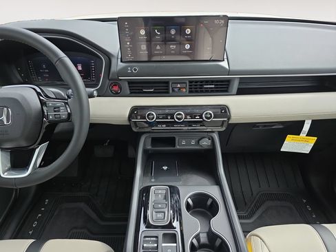 New 2026 Honda Pilot Touring image 11