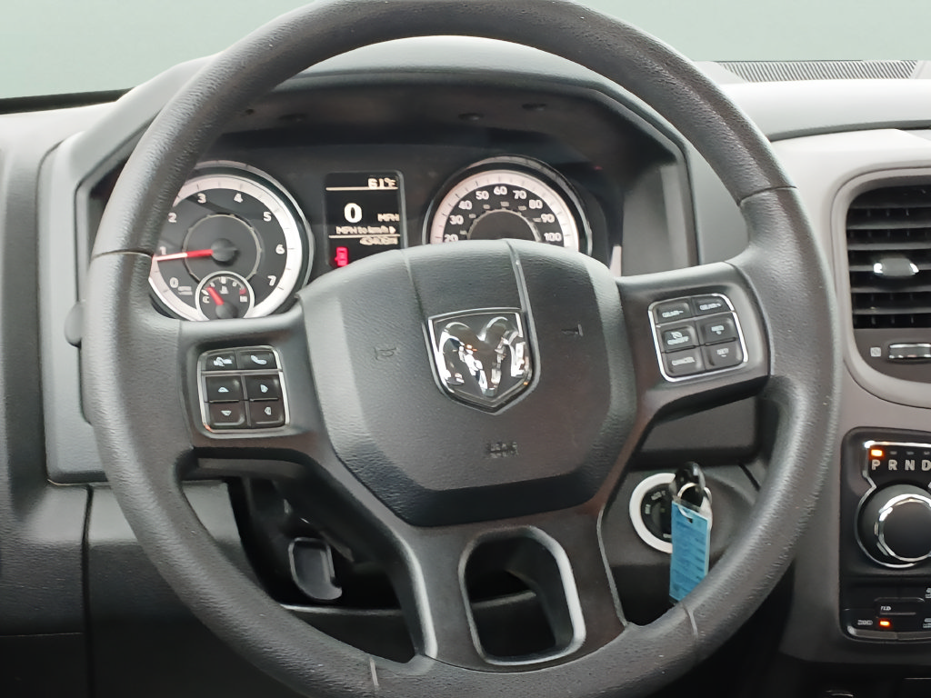 Used 2019 RAM 1500 Express AWD/4WD image 12