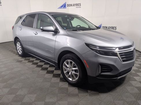 Used 2023 Chevrolet Equinox LT image 10