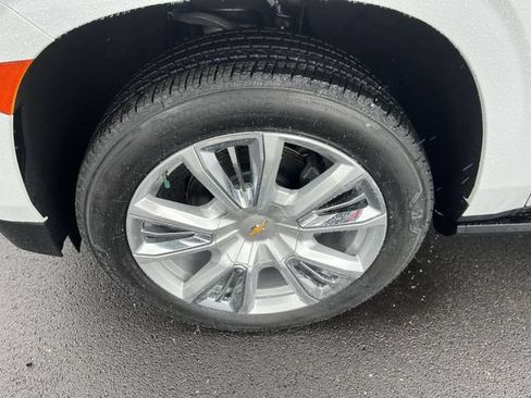 Used 2023 Chevrolet Tahoe High Country AWD/4WD image 10