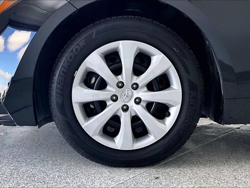 Used 2026 Toyota Corolla LE FWD image 10