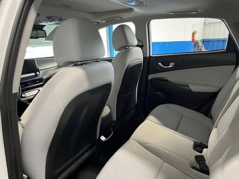 Used 2023 Hyundai Kona SEL w/ Cargo Package FWD image 17