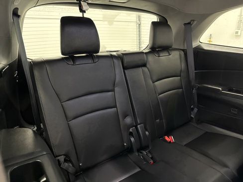 Used 2022 Honda Pilot Special Edition image 12