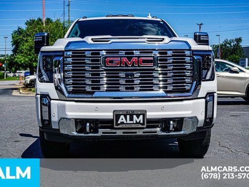 Used 2024 GMC Sierra 3500 Denali w/ Denali Reserve Package AWD/4WD image 8