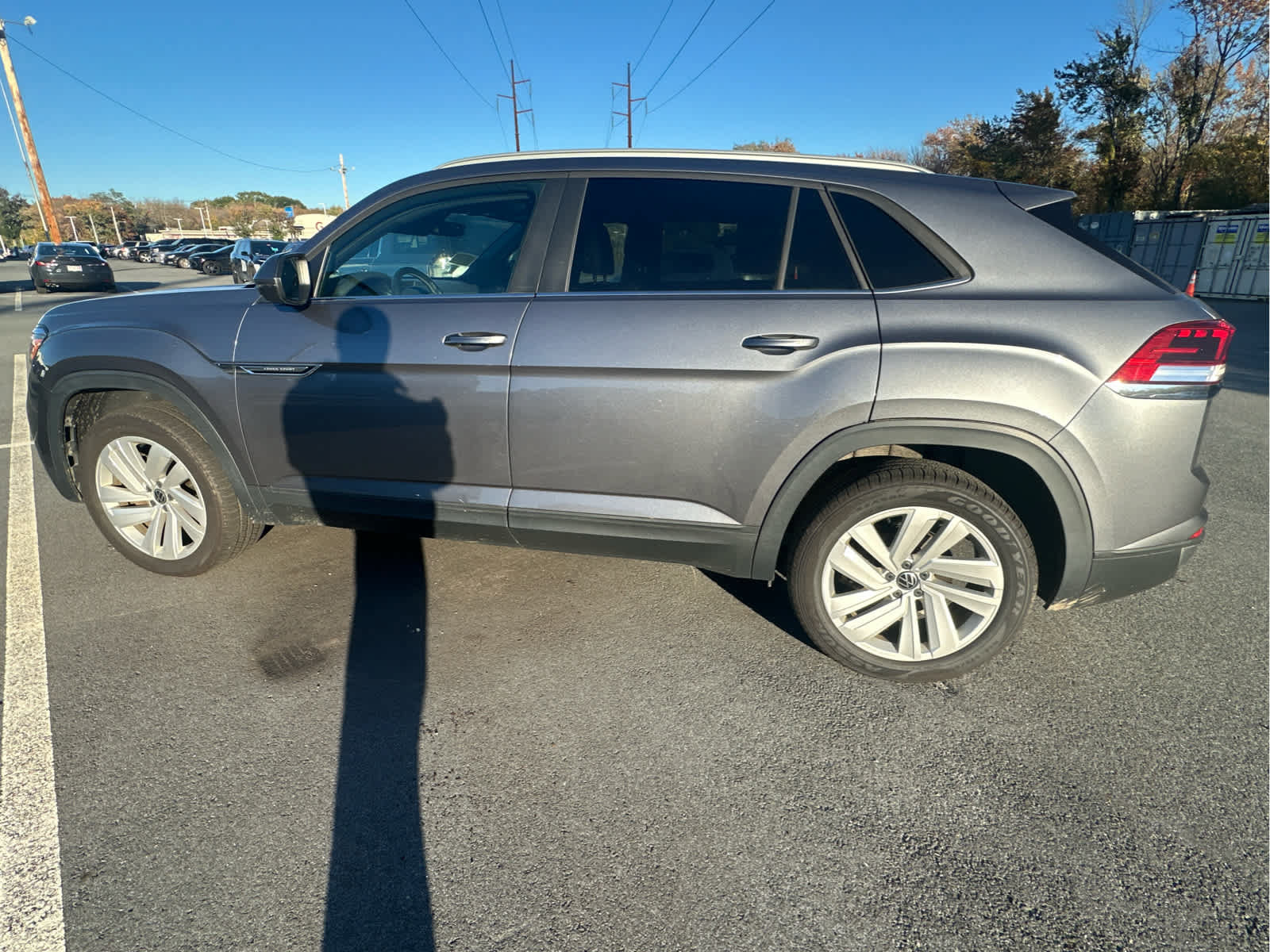 Used 2021 Volkswagen Atlas Cross Sport SE AWD/4WD image 5