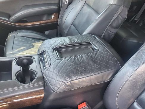 Used 2020 Chevrolet Tahoe LT image 14