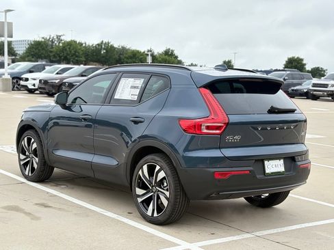 New 2026 Volvo XC40 B5 Plus w/ Protection Package Premier AWD/4WD image 5