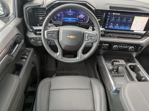 New 2026 Chevrolet Silverado 1500 LTZ w/ Technology Package AWD/4WD image 4