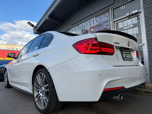 Used 2018 BMW 340i xDrive Sedan w/ Premium Package AWD/4WD image 5