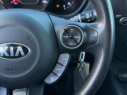Used 2015 Kia Soul image 21