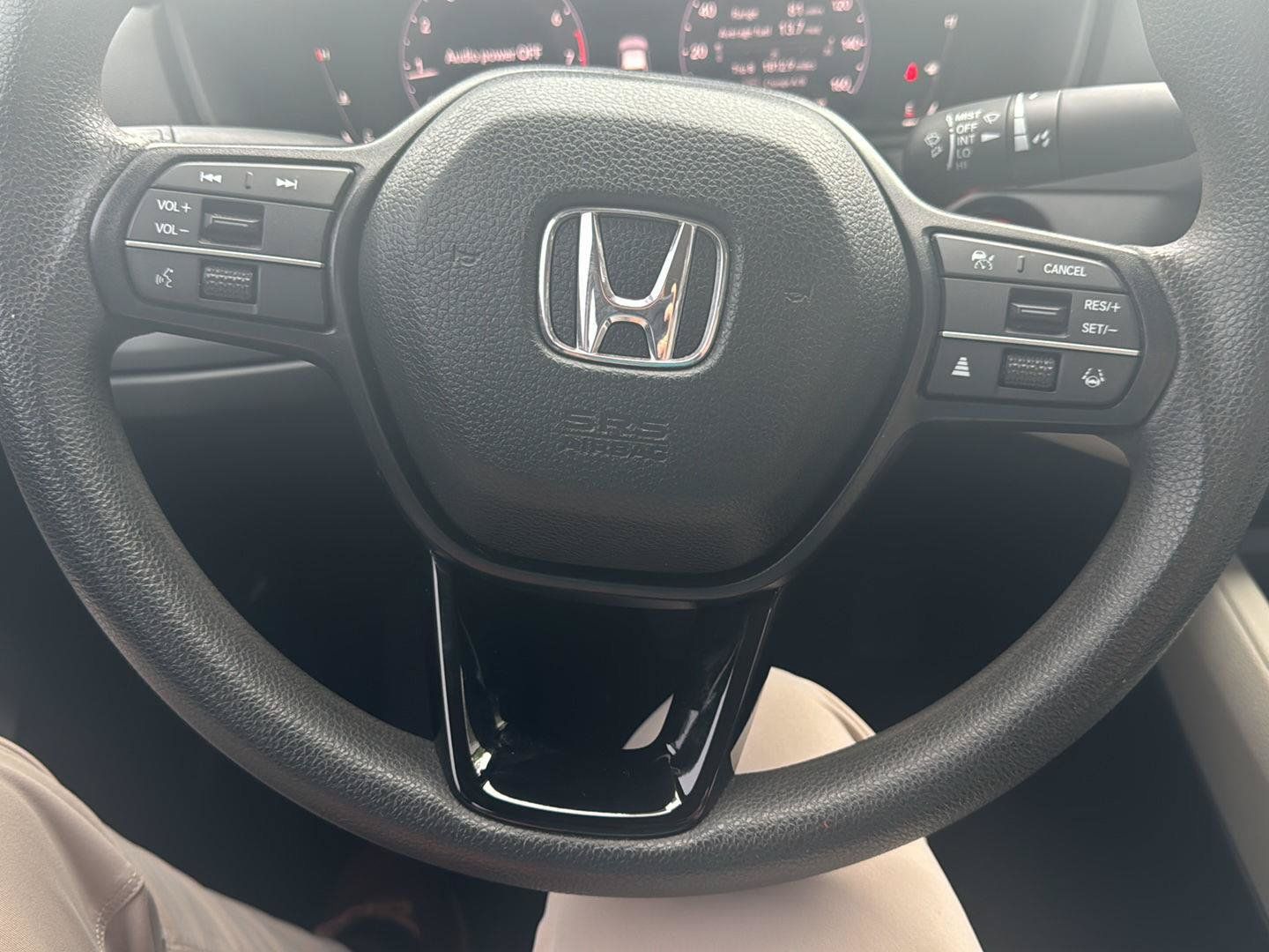 Used 2025 Honda Accord LX image 12