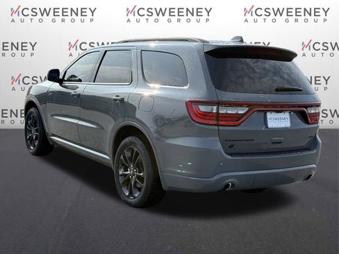 Used 2022 Dodge Durango GT image 3