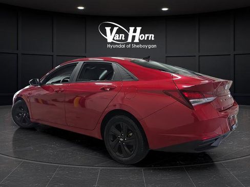 Certified 2023 Hyundai Elantra SEL image 3