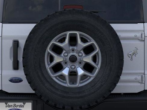 New 2025 Ford Bronco Badlands image 24