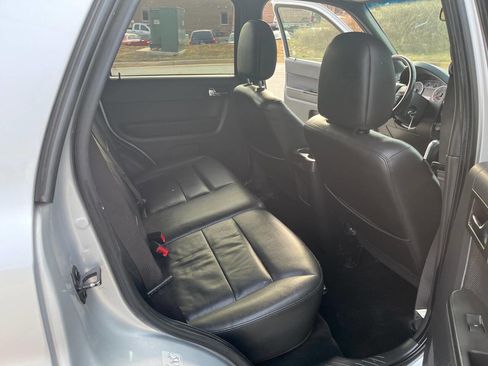 Used 2012 Ford Escape Limited image 17