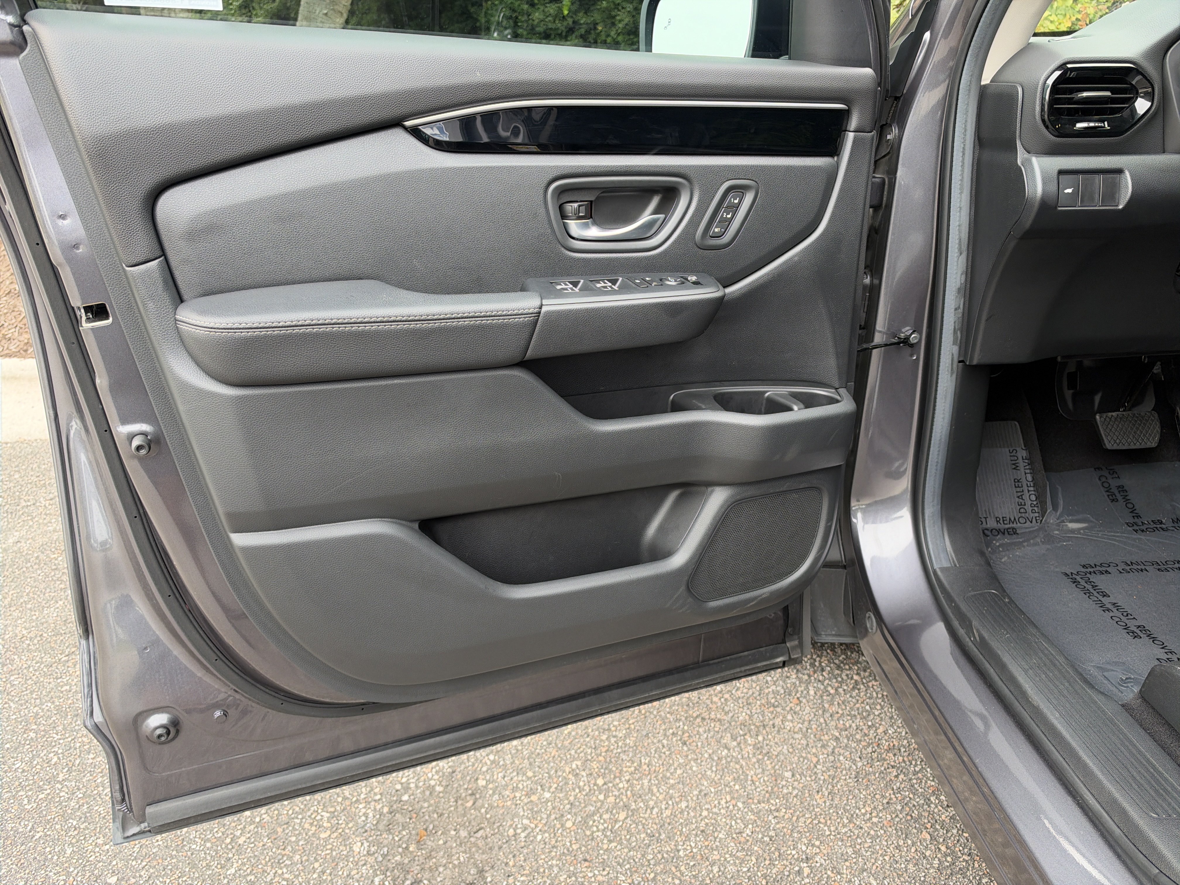 Used 2026 Honda Passport RTL image 13