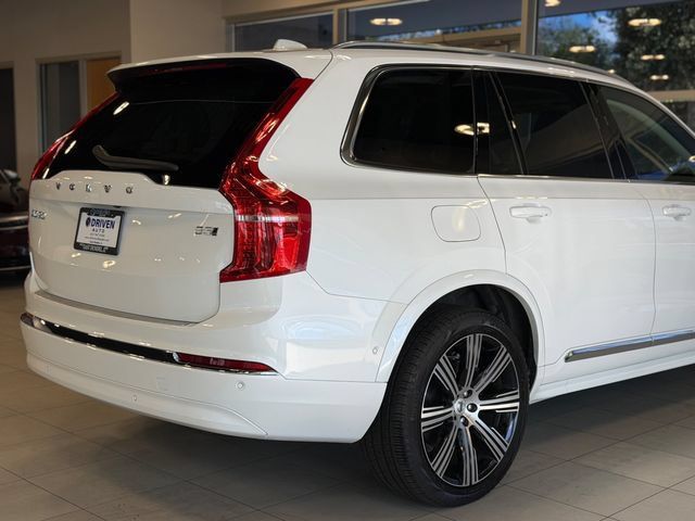 Used 2024 Volvo XC90 B5 Plus w/ Protection Package Premier AWD/4WD image 11