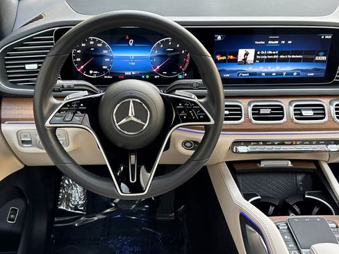 Used 2025 Mercedes-Benz GLE 350 4MATIC image 28