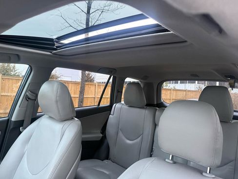 Used 2012 Toyota RAV4 FWD w/ Upgrade Value Pkg image 34