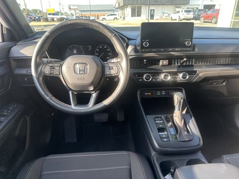 Used 2023 Honda CR-V Sport image 15