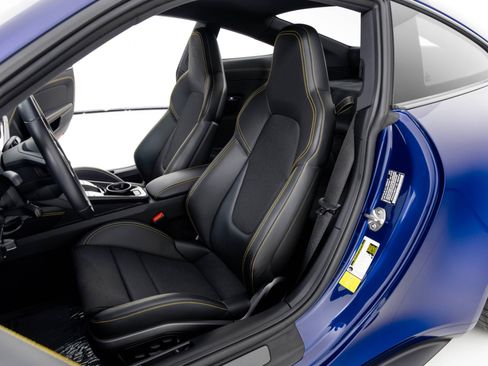 Used 2022 Porsche 911 GT3 image 15