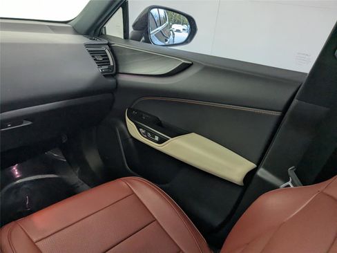 Used 2022 Lexus NX 450h+ AWD image 35