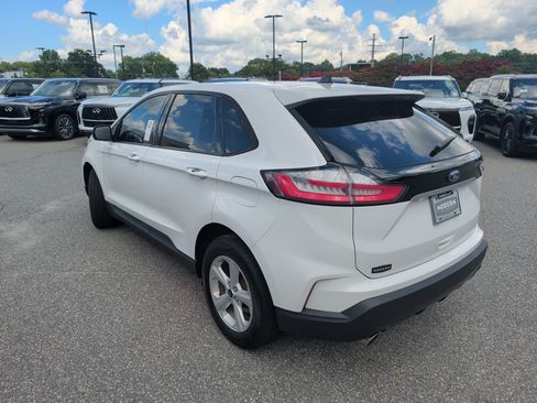 Used 2019 Ford Edge SE w/ SE Fleet Driver's Package FWD image 5