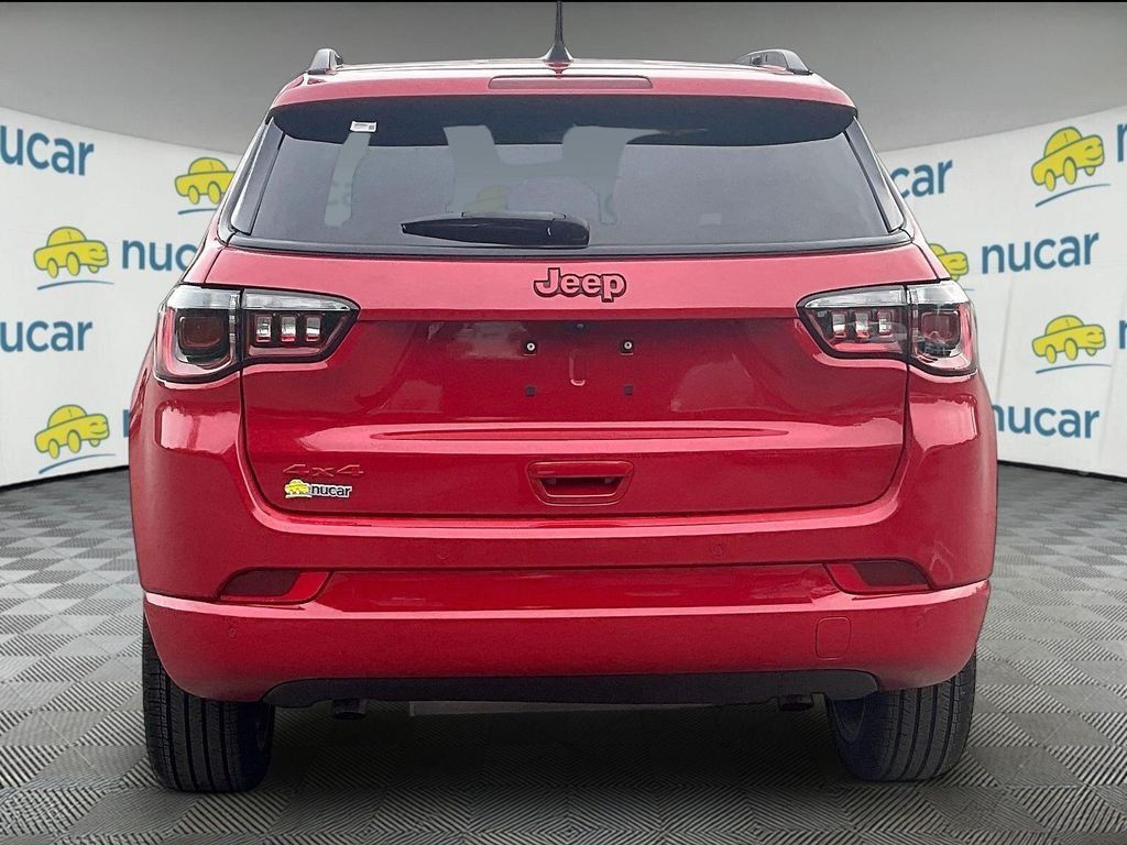 Used 2023 Jeep Compass Limited AWD/4WD image 5