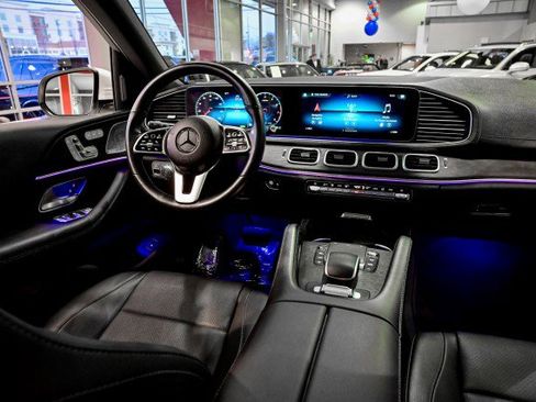 Used 2023 Mercedes-Benz GLS 450 4MATIC image 37