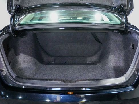 Used 2018 Honda Accord LX image 19