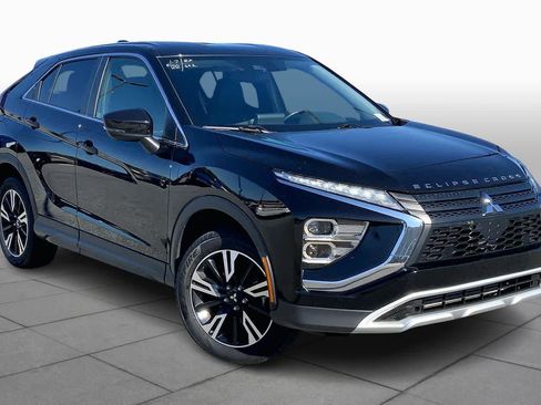 Used 2024 Mitsubishi Eclipse Cross SE image 3