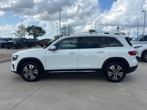 Used 2024 Mercedes-Benz GLB 250 image 3