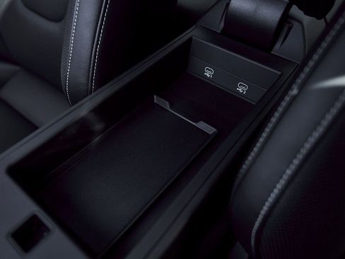 Used 2022 Porsche 911 Carrera 4 GTS w/ Premium Package image 58